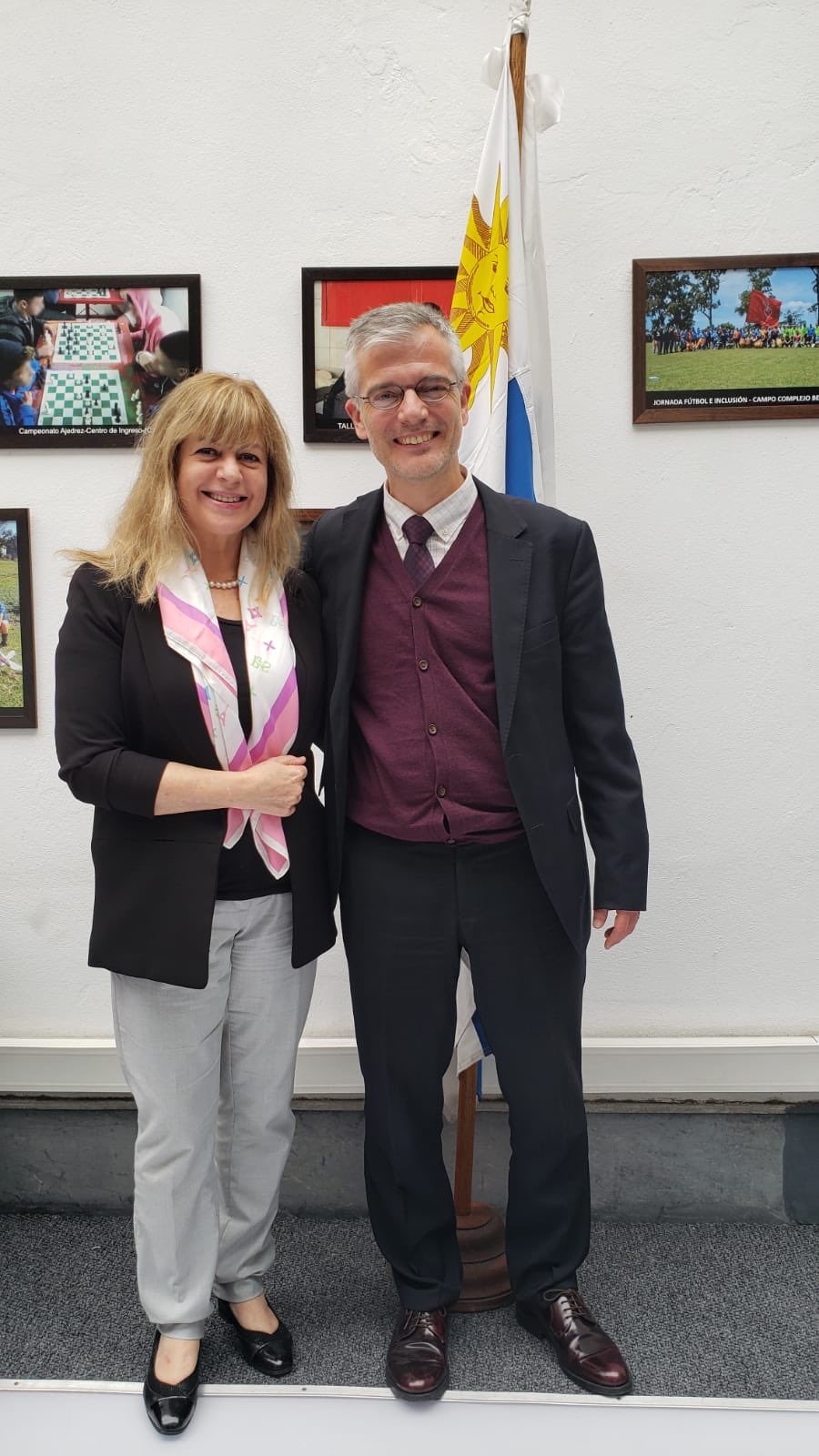Experto español Lluis Peris y Gabriela Fulco