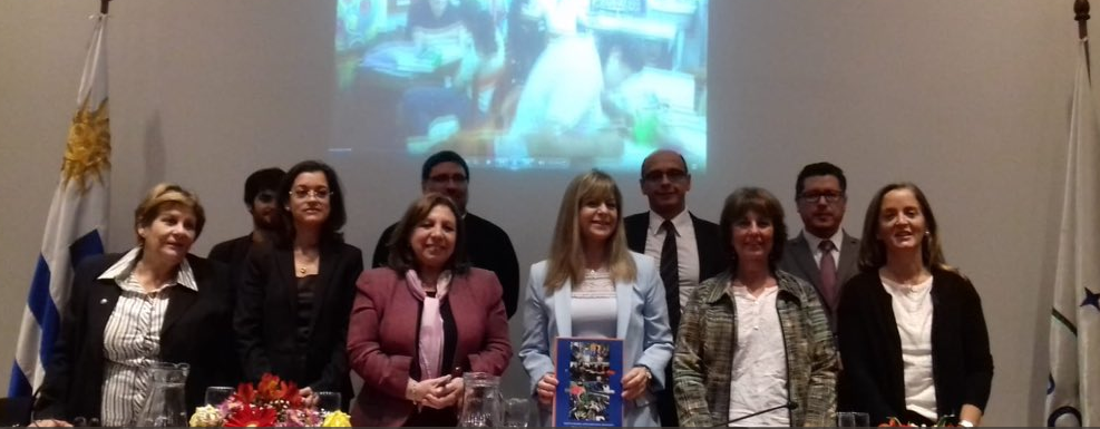 Participantes de la reunión en Presidencia